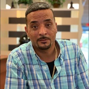 Meet your Posher, Gregory